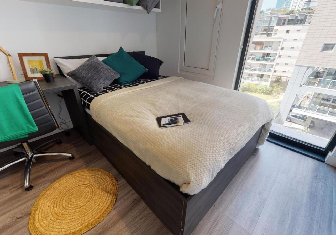 Stunning Aldgate Studio - Free Wifi And Gym! - Iq Aldgate Лондон Екстер'єр фото
