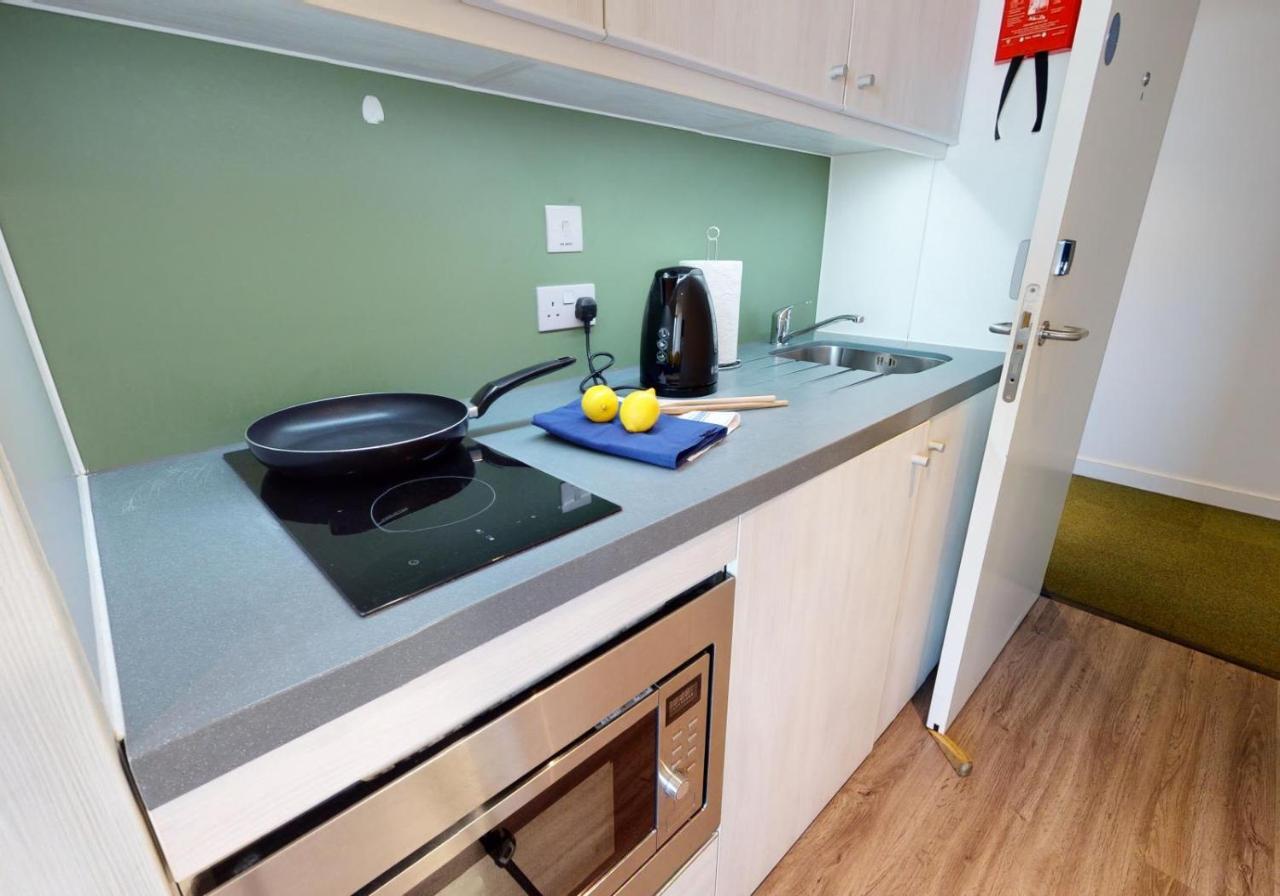 Stunning Aldgate Studio - Free Wifi And Gym! - Iq Aldgate Лондон Екстер'єр фото